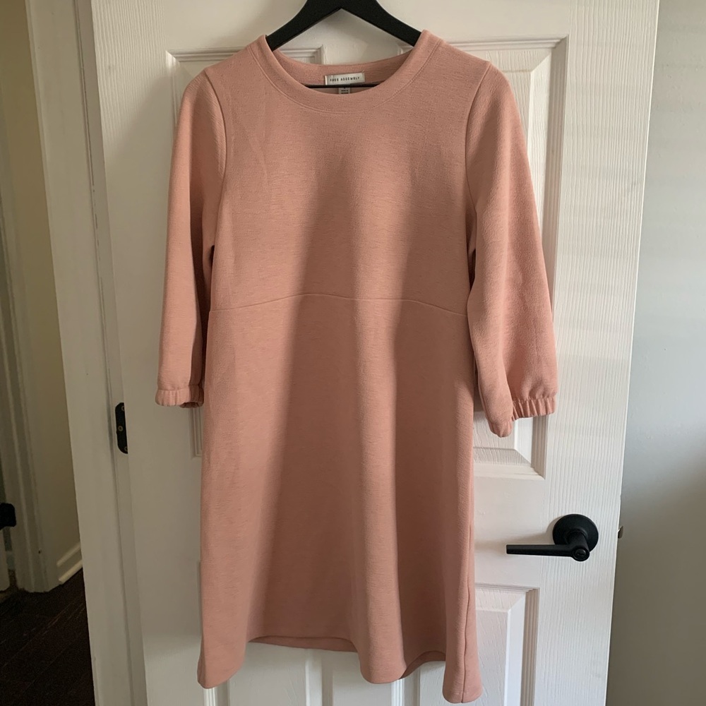 Elegant Pink Midi Dress